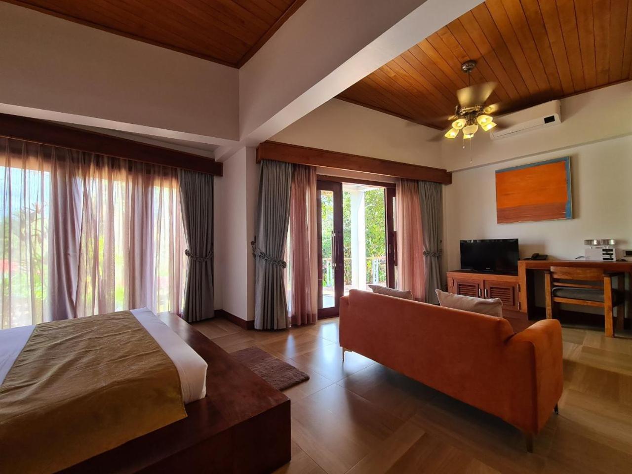 Mayura Hill Resort Senmonorom Buitenkant foto
